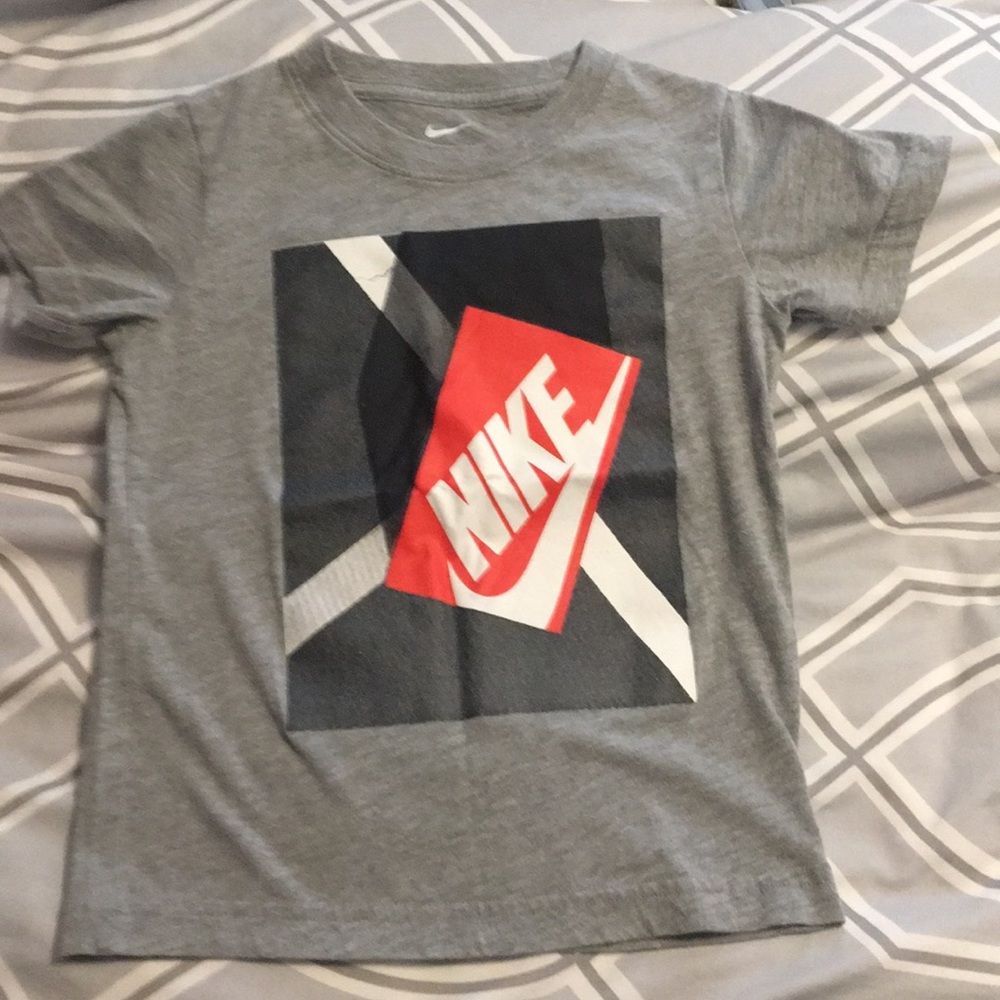 Nike boys T-shirt